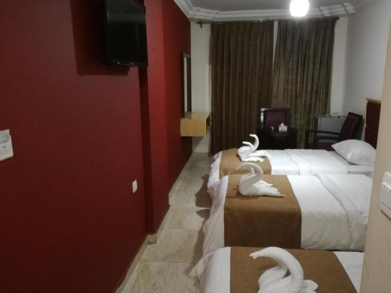 The Yacht Hotel Akaba Kültér fotó