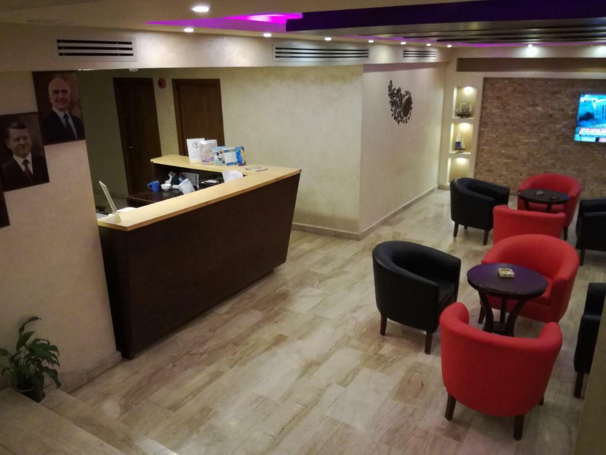 The Yacht Hotel Akaba Kültér fotó