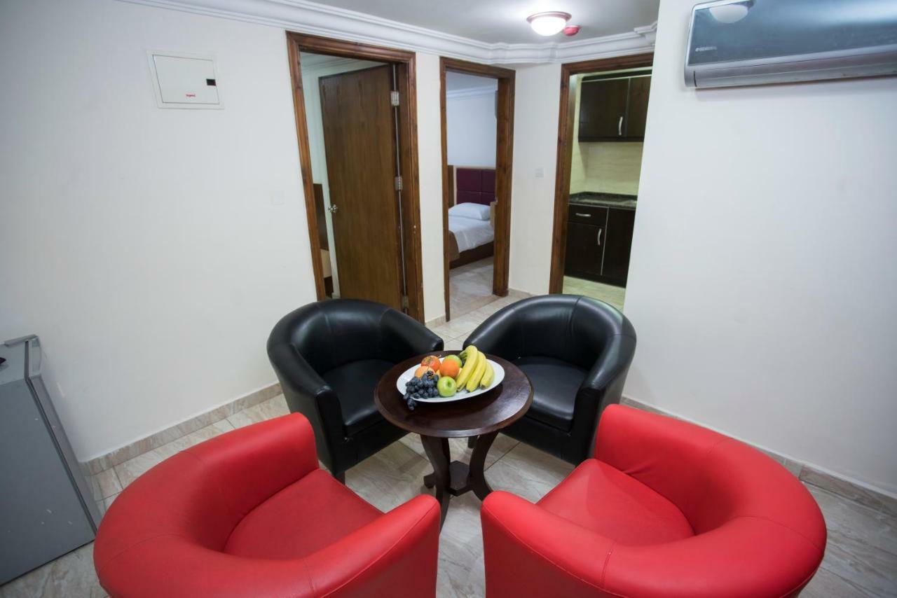 The Yacht Hotel Akaba Kültér fotó